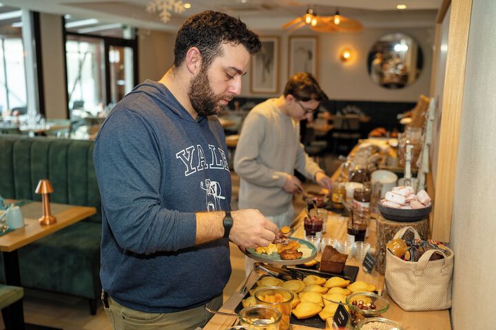 Breakfast/Coffee Service 39 of 59