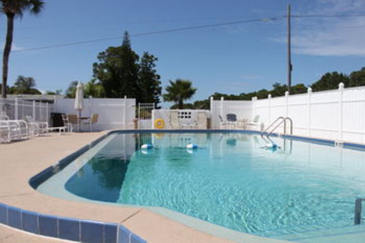 Pool 18 of 38