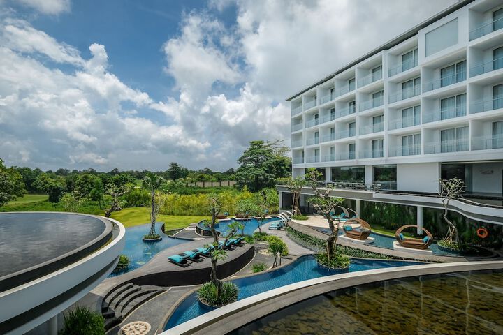 Hotel 34 of 41