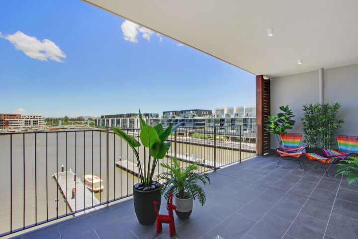 Terrace/Patio 1 of 9