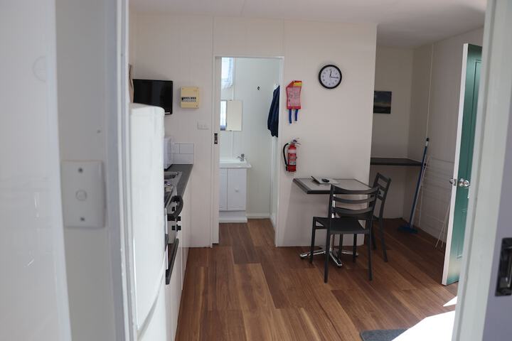 Room 28 of 91
