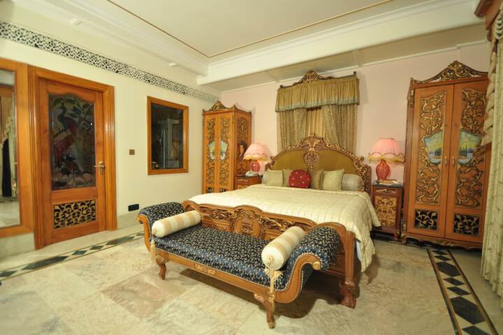 Room 14 of 57