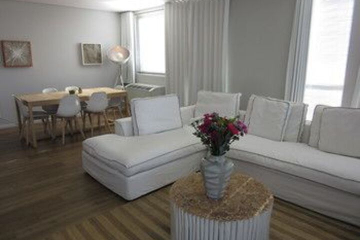 Room 43 of 60
