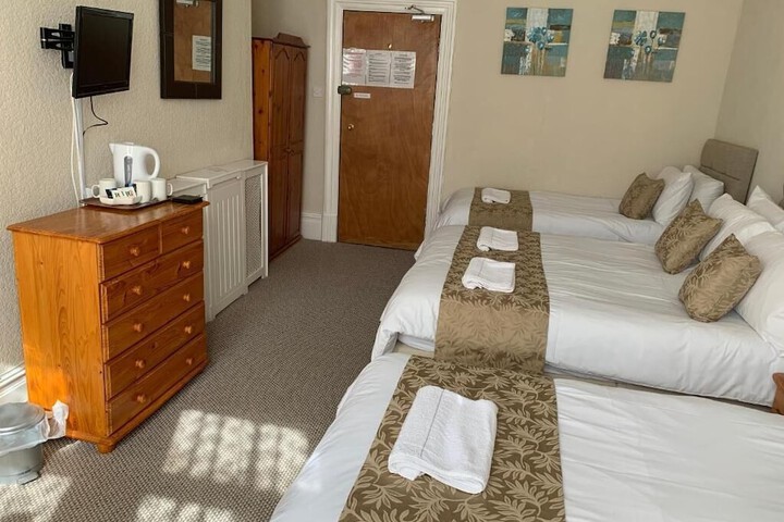 Room 18 of 51