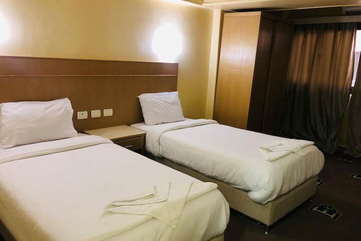 Room 40 of 66