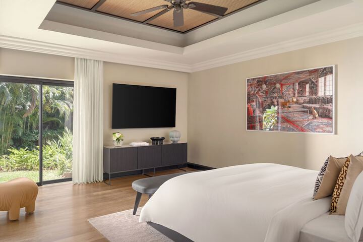 Room 27 of 210
