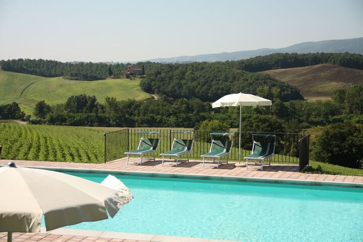 Pool 44 of 71