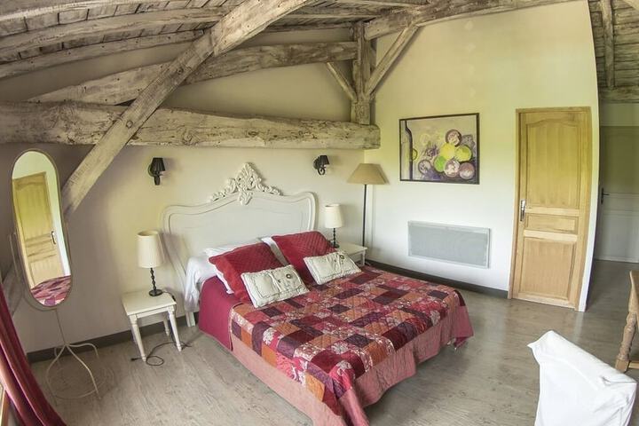 Room 2 of 22