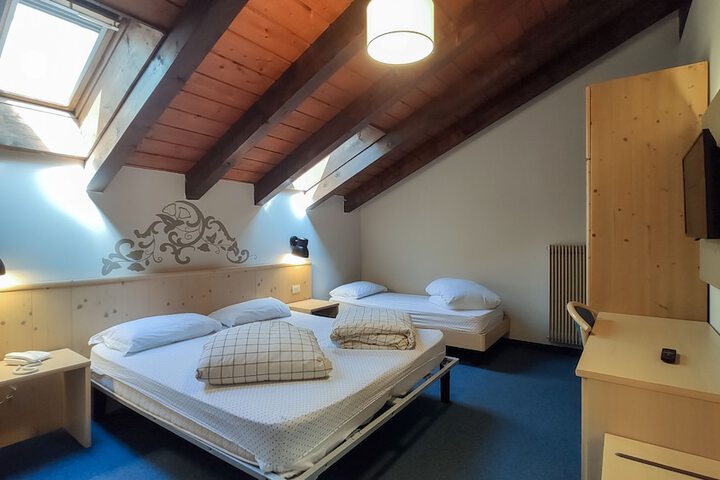 Room 11 of 41