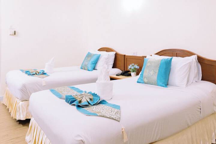 Room 30 of 73
