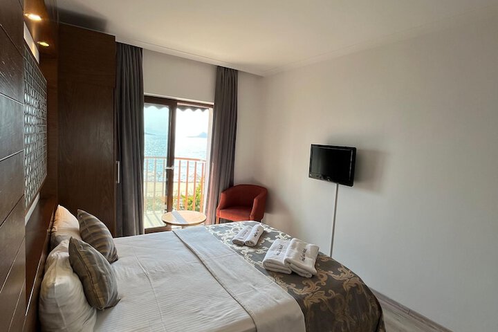 Room 7 of 40