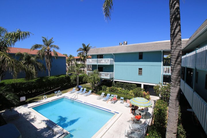 Anna Maria Island Beach Palms 5B