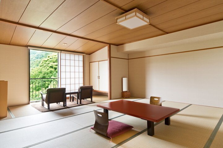 Room 7 of 71