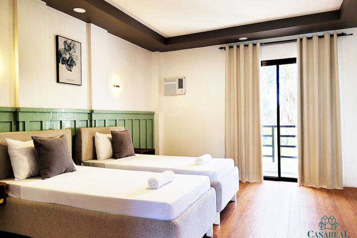 Room 3 of 15
