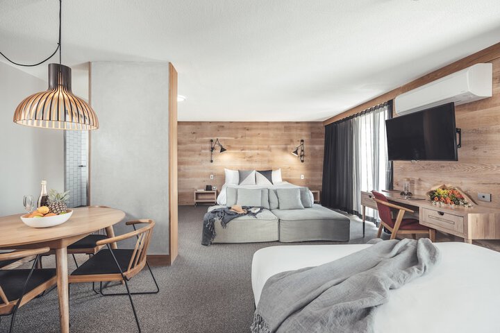 Room 22 of 150