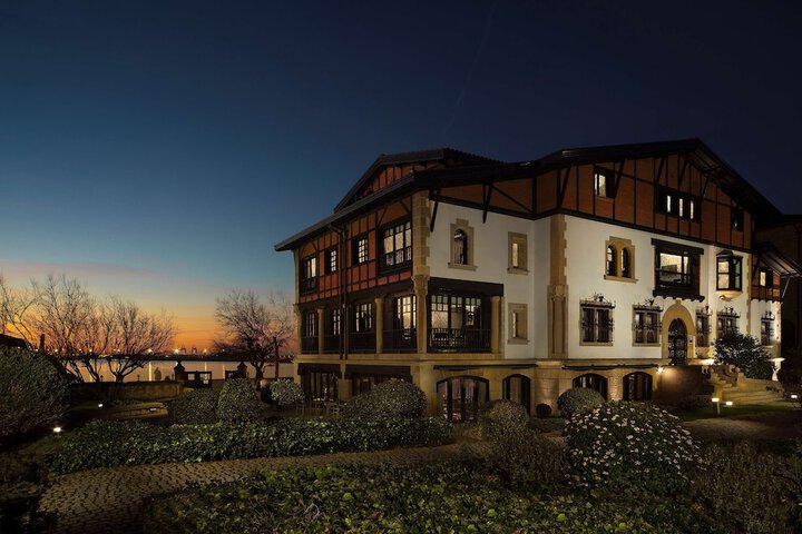 Hotel Embarcadero in Getxo