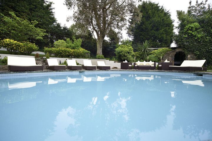 Pool 93 of 118