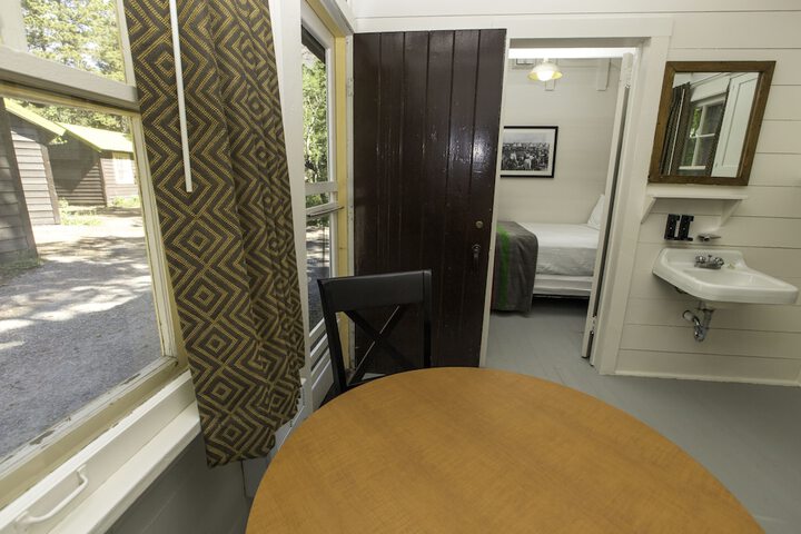 Room 10 of 25