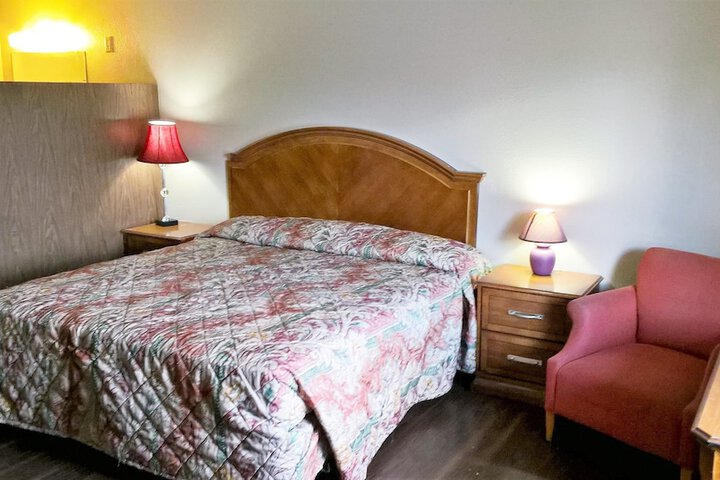 Room 7 of 20