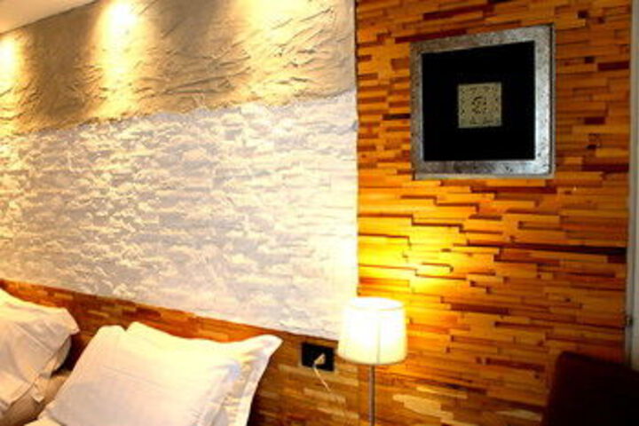 Room 121 of 191
