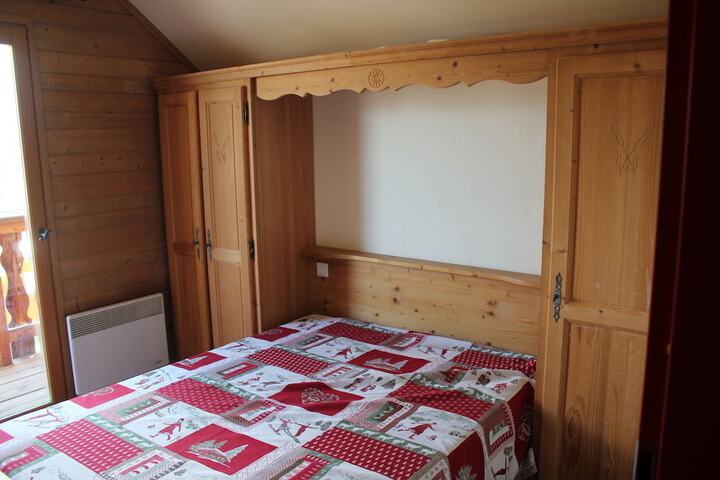 Room 12 of 92