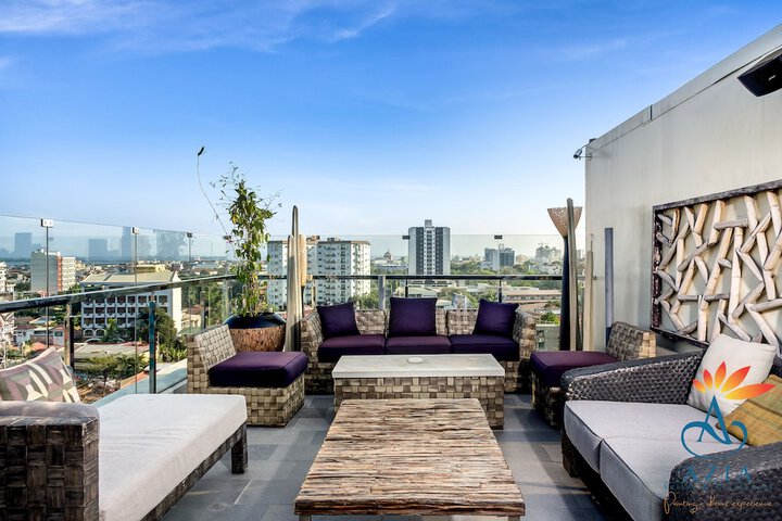 Sundeck 31 of 33
