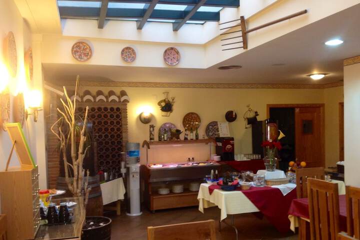 Breakfast area