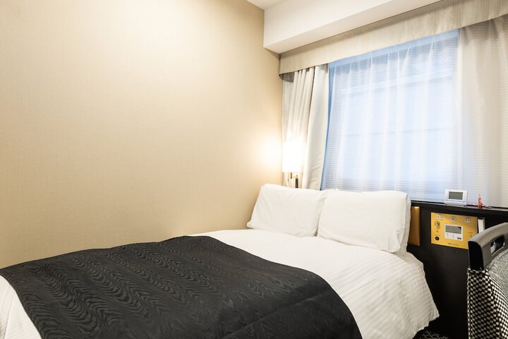 Room 21 of 45