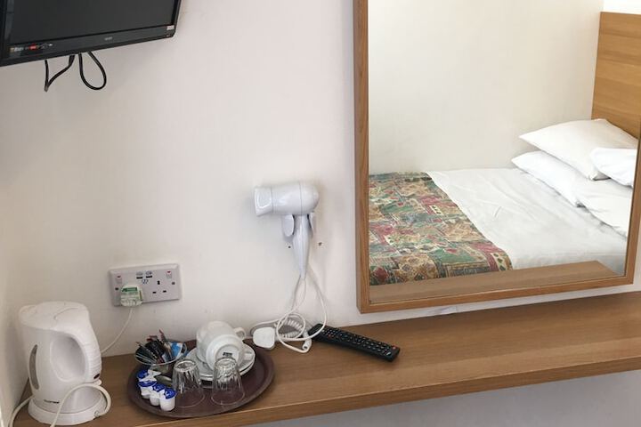 Room 30 of 80