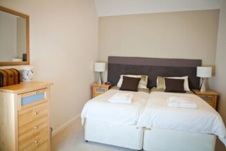 Room 38 of 60