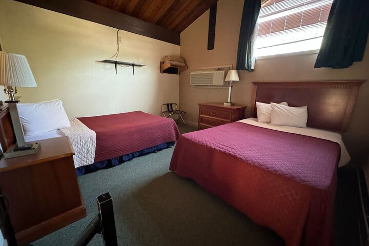 Premium 2 Double Beds (10 of 33)
