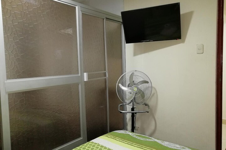 Room 10 of 26