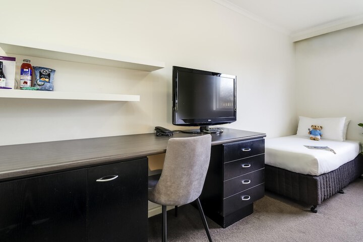 Room 48 of 125