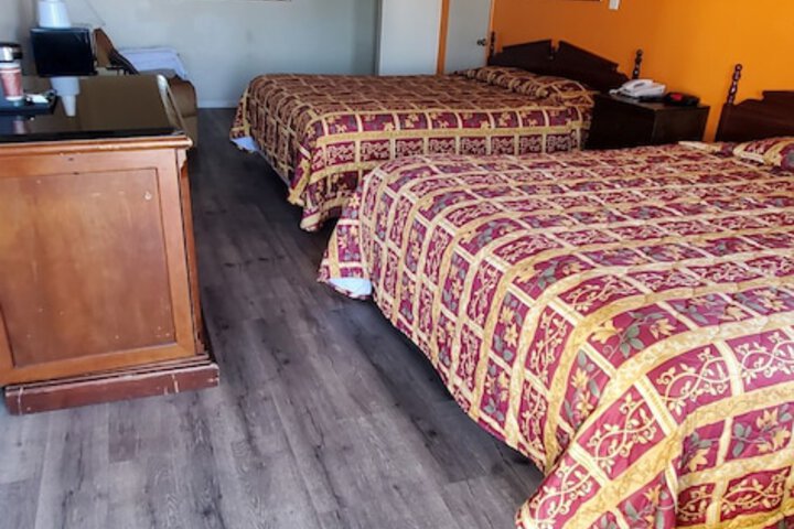 1 King Bed (9 of 65)