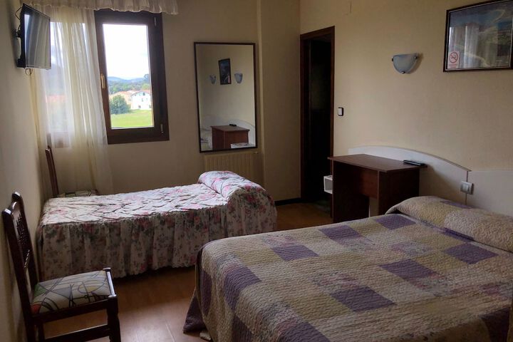 Room 10 of 21