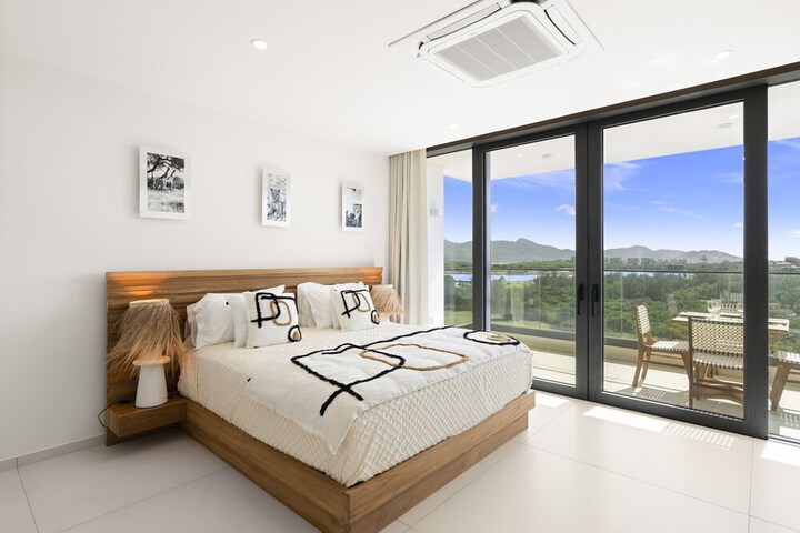 Room 183 of 1000