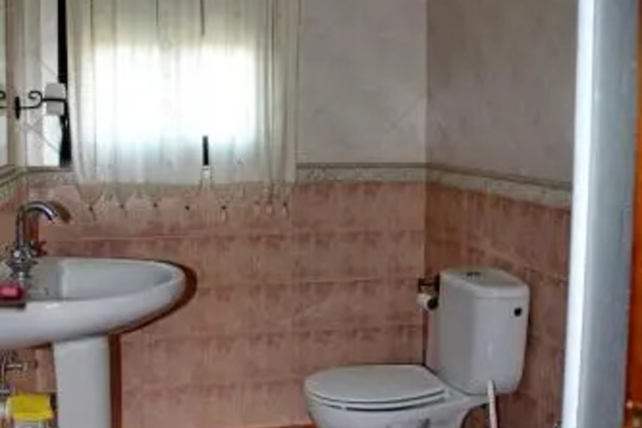 Room 9 of 23