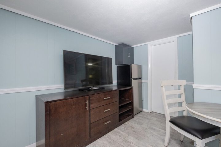 Room 48 of 124