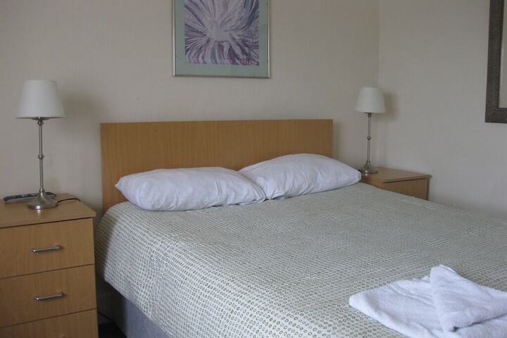 Room 7 of 130