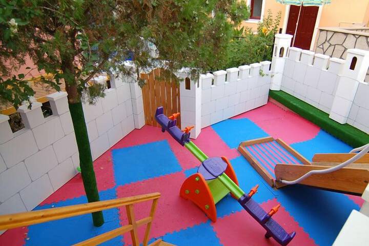 Children's play area - outdoor
