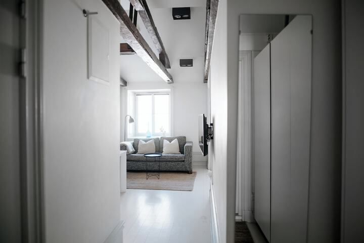 Room 73 of 108