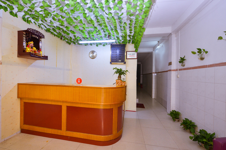Hotel Interior 20 of 37