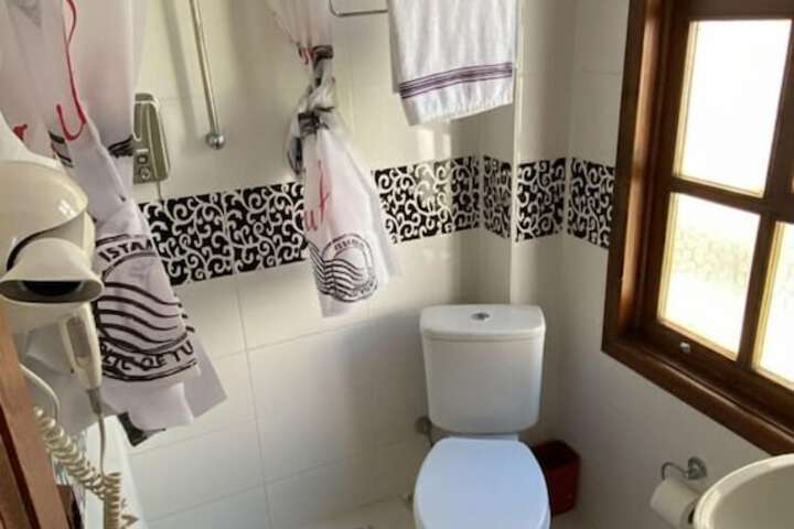 Room 20 of 25
