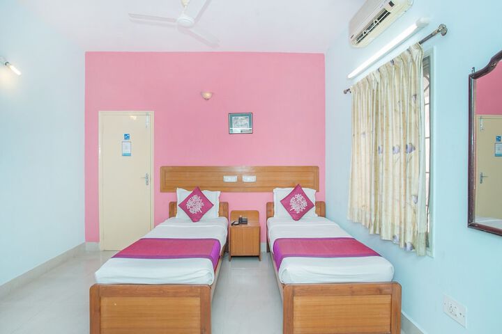 Room 14 of 15