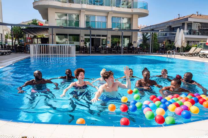 Pools & Facilities
