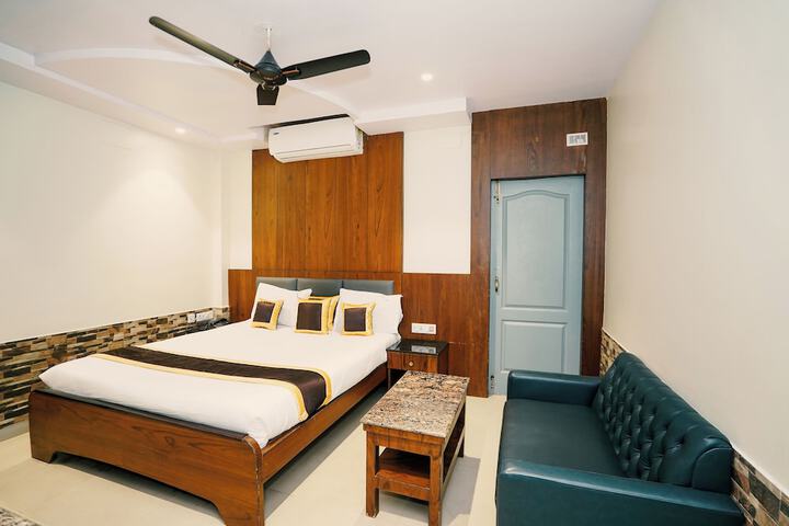 Room 22 of 80