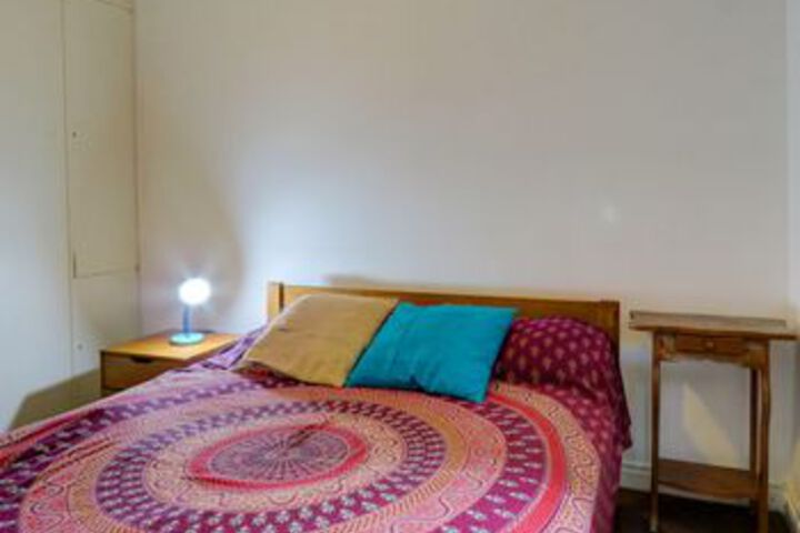 Room 9 of 37