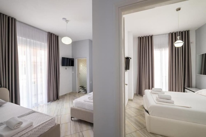 Room 30 of 89