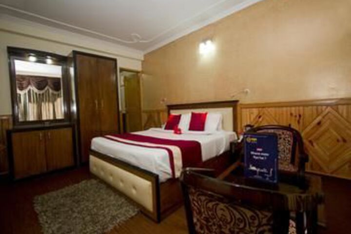 Room 9 of 22