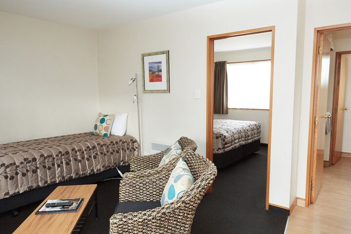 Room 13 of 82